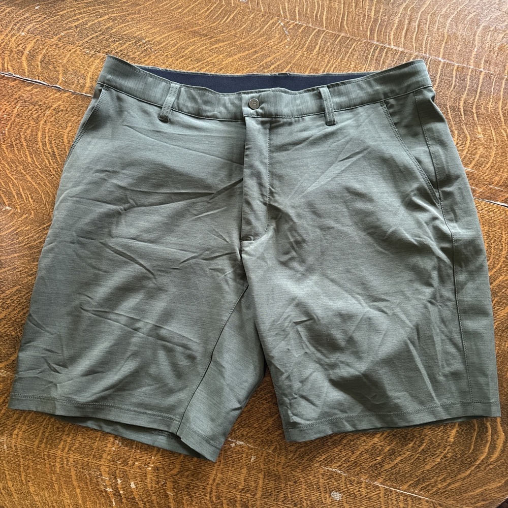 BYLT Premium Basics Kinetic Shorts Men's Olive XXL Golf Travel 9"